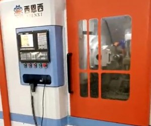 高速數(shù)控滾齒機試機